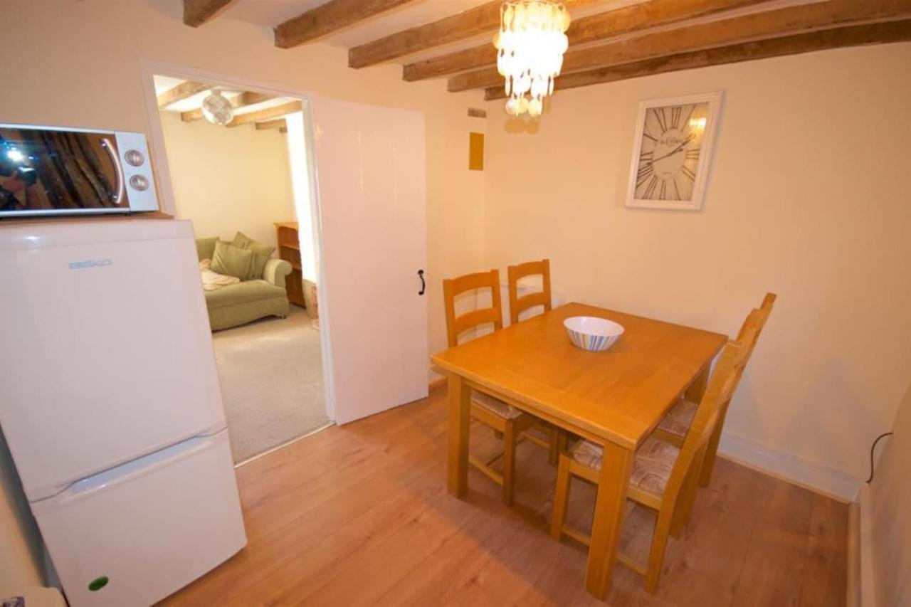 Wish Cottage Ratton Екстериор снимка
